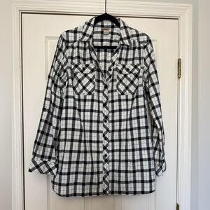 Duluth Trading Co Black and‎ White Plaid Button-Up Tunic Shirt